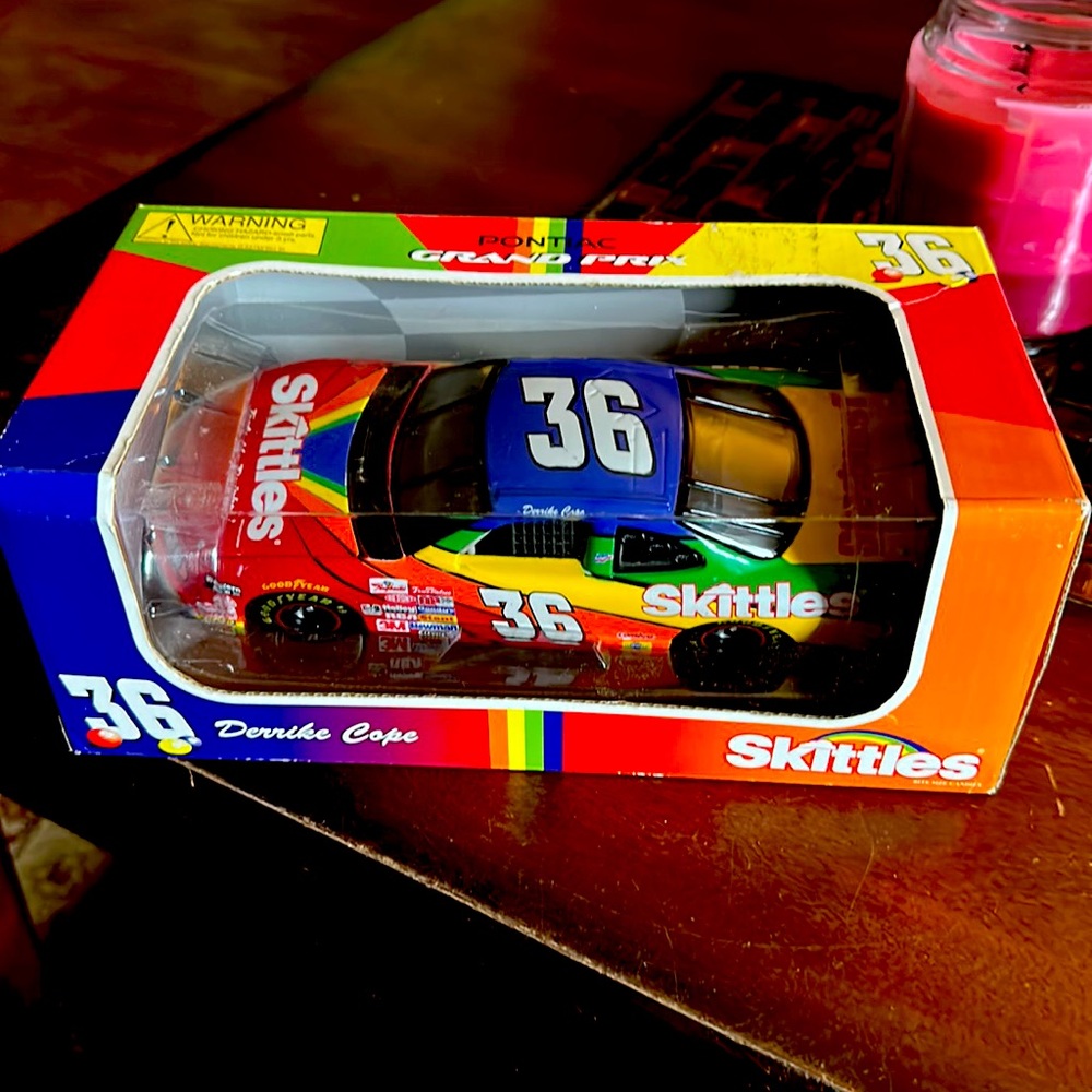 Pontiac Grand Prix #36 Derrike Cope Skittles 1/24 scale die cast car new in box